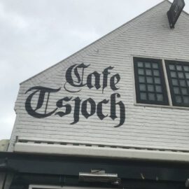 28619067_1828126650560446_4117029637957914944_o